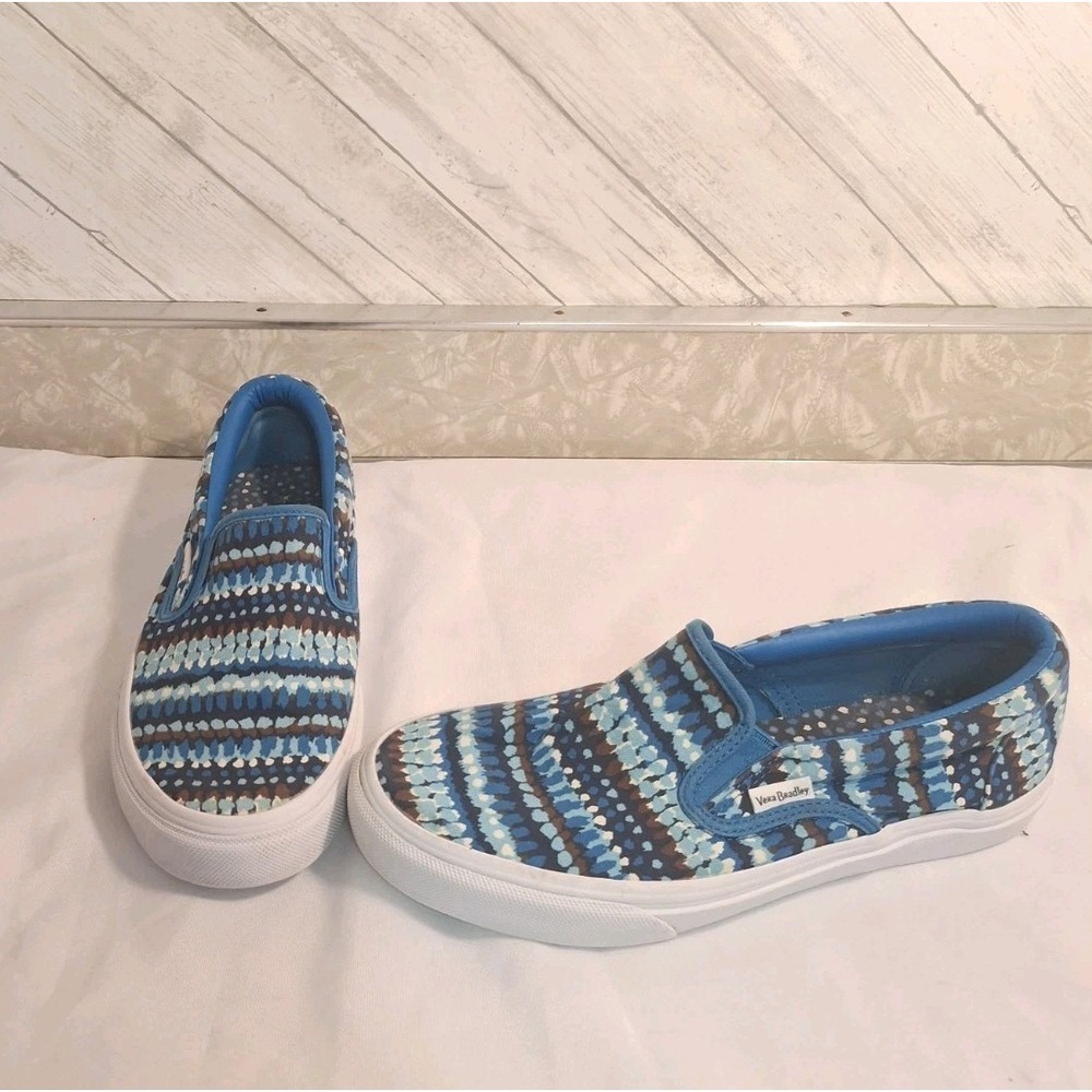 Vera Bradley Canvas Slip-On Shoes In Java beads Size 8.5 8 1/2 Blue Patterned